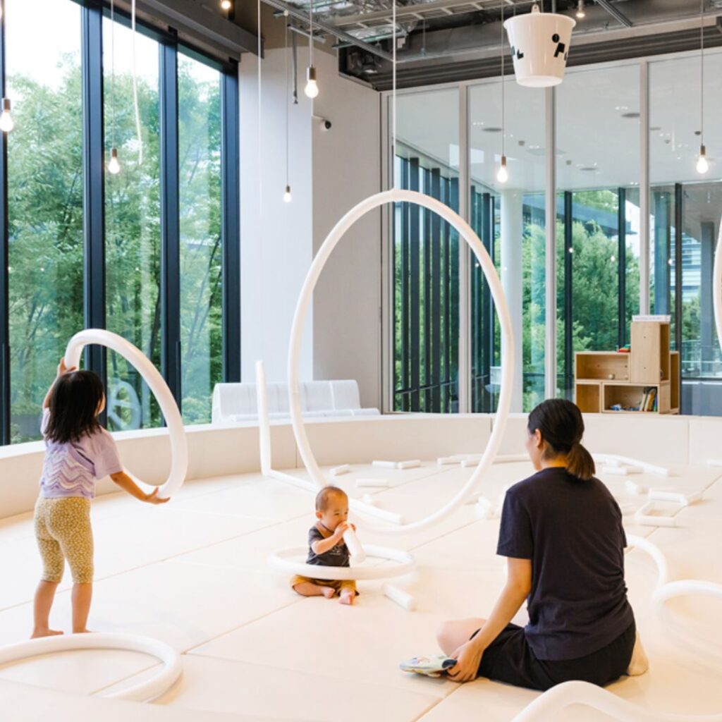 play!park 小さなお皿エリア