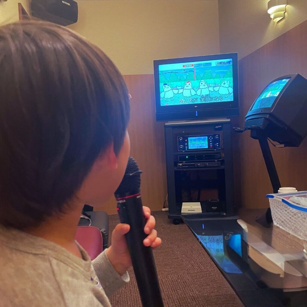 カラオケルーム